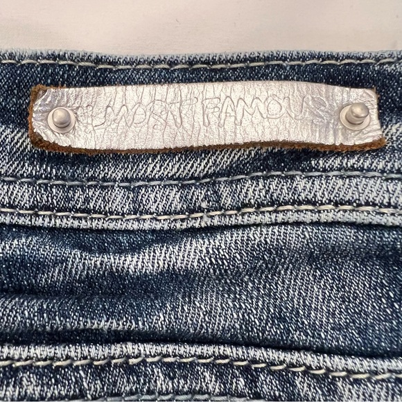 Almost Famous Denim Distressed Skinny Jeans Size 0 EUC - Picture 9 of 13